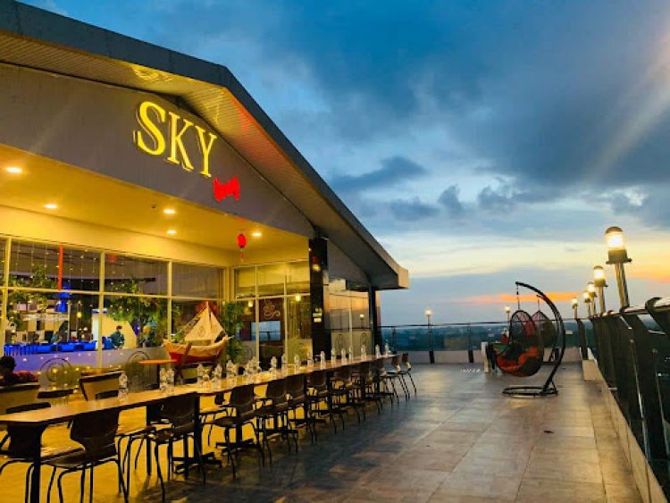 Sonaview Hotel Dumai, Hotel dengan Pemandangan yang Langsung Menghadap Laut dari Rooftop